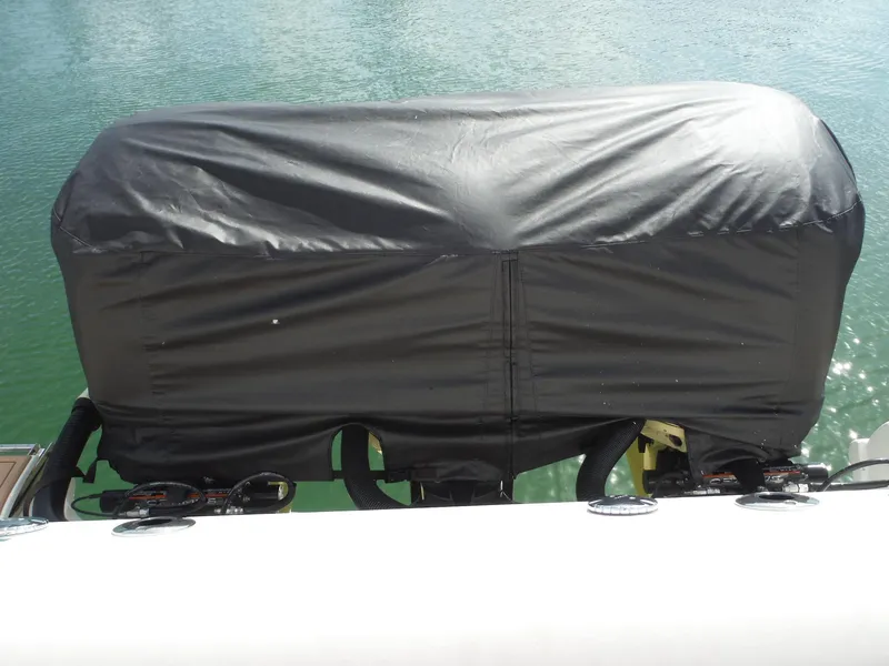 Slide: The Image of Boston Whaler 370 Outrage 2014 - 64