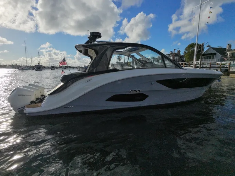 The Image of Sea Ray Sundancer 370 Outboard 2022 - undefined