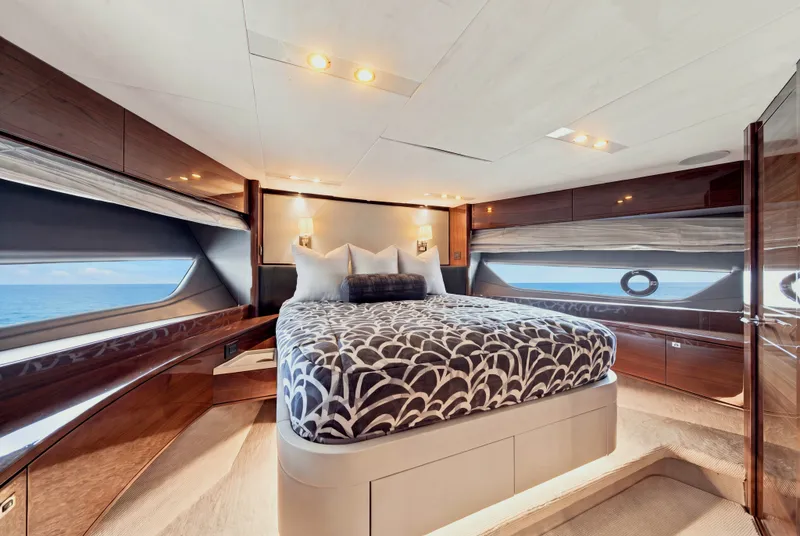 Slide: The Image of Boat photo - 46
