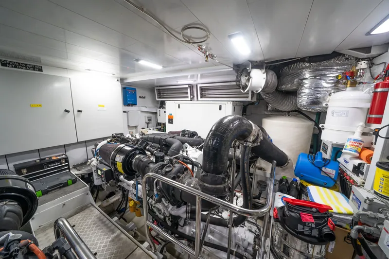 Slide: The Image of Boat photo - 85