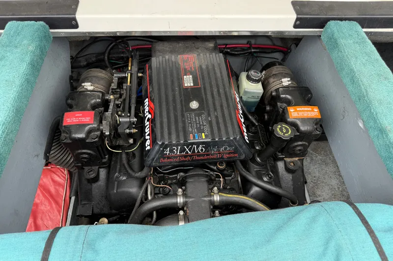 Slide: The Image of Engine compartment of a 1996 Sea Ray 190 Bow Rider with MerCruiser 4.3LX V6 engine. - 16