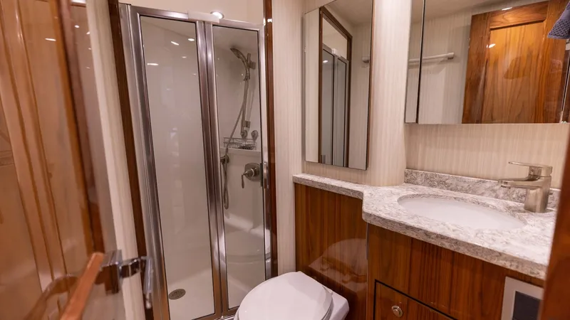 Slide: The Image of En-Suite Head with Shower - 24
