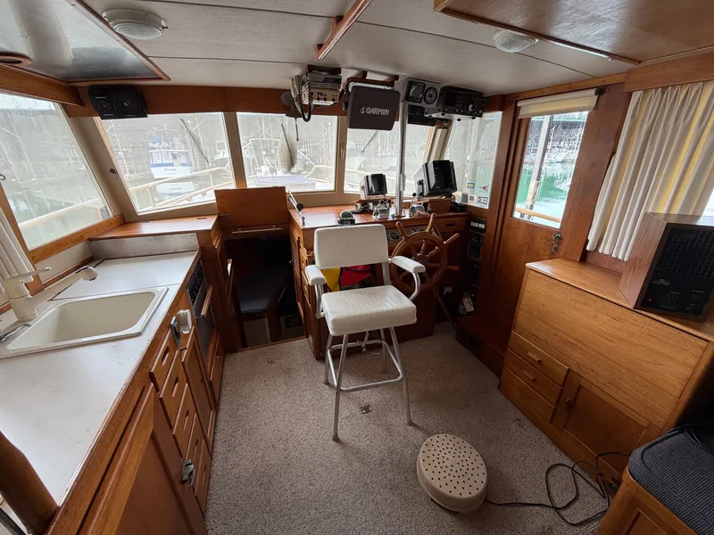 Slide: The Image of Grand Banks 42 Classic 1969 - 20