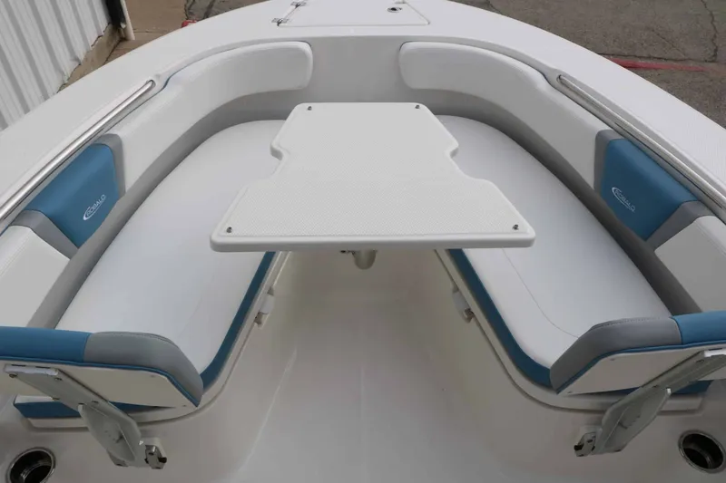 Slide: The Image of The 2027 Robalo R200 Center Console features U-shaped seating with a central table. - 38