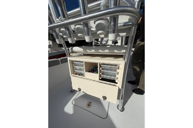 Slide: The Image of 2007 Andros 26 Tarpon boat with tackle storage and rod holders. - 23