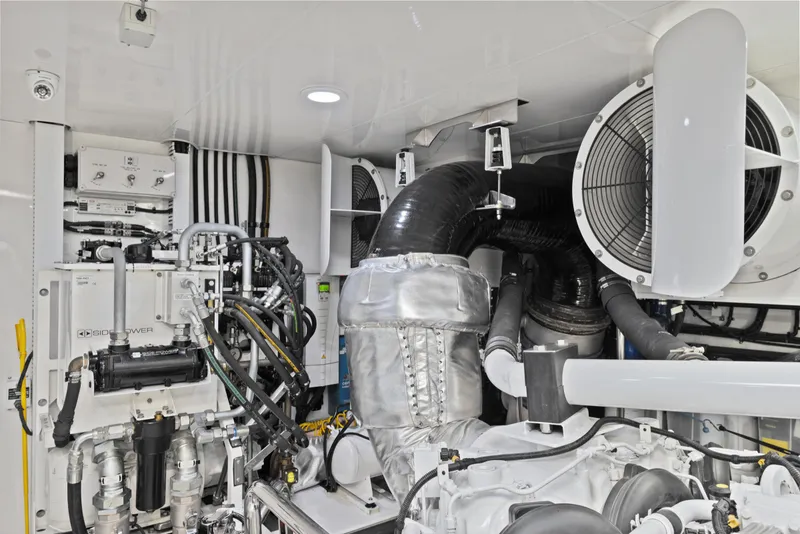 Slide: The Image of Ocean Alexander 36L 2021 - 74