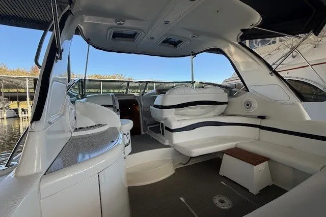 Slide: The Image of 2006 Formula 40 Performance Cruiser interior with sleek seating and modern design. - 6
