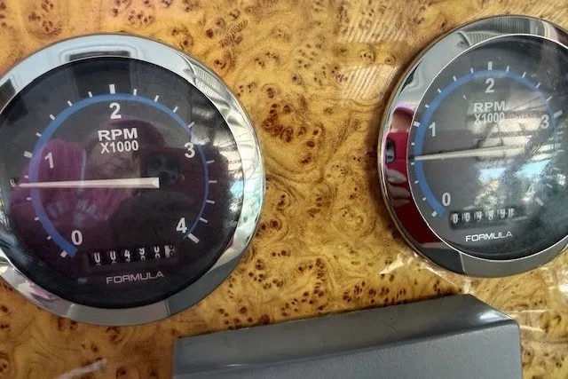 Slide: The Image of Close-up of RPM gauges on a 2006 Formula 40 Performance Cruiser dashboard. - 20