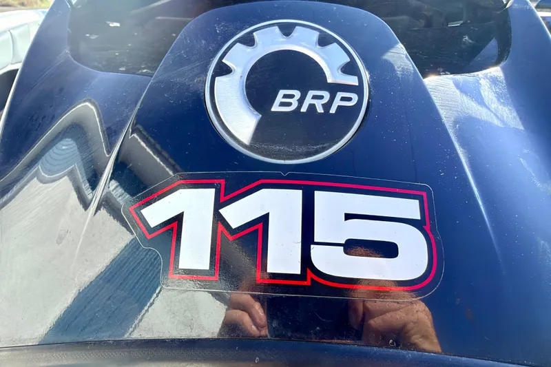 Slide: The Image of BRP logo and '115' decal on Stratos 375 XF, 2007 model. - 18