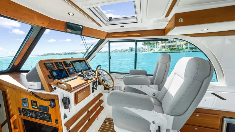 Slide: The Image of Spacious Helm with Dual Seating - 11