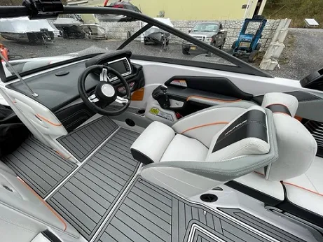 Slide: The Image of Nautique G21 2015 - 6