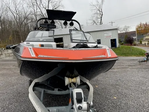 Slide: The Image of Nautique G21 2015 - 2