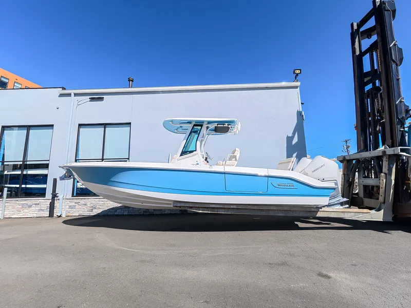 The Image of Boston Whaler 280 Dauntless 2027 - 0