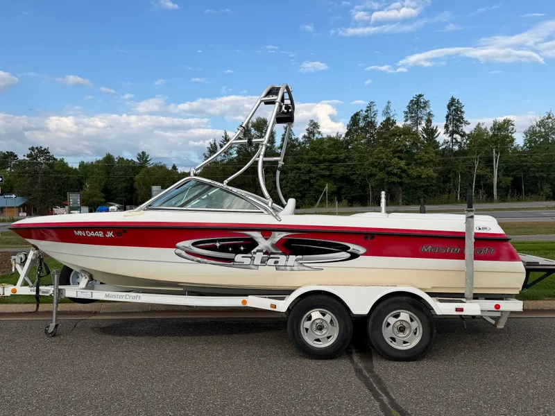 The Image of Mastercraft XSTAR 2001 - 0