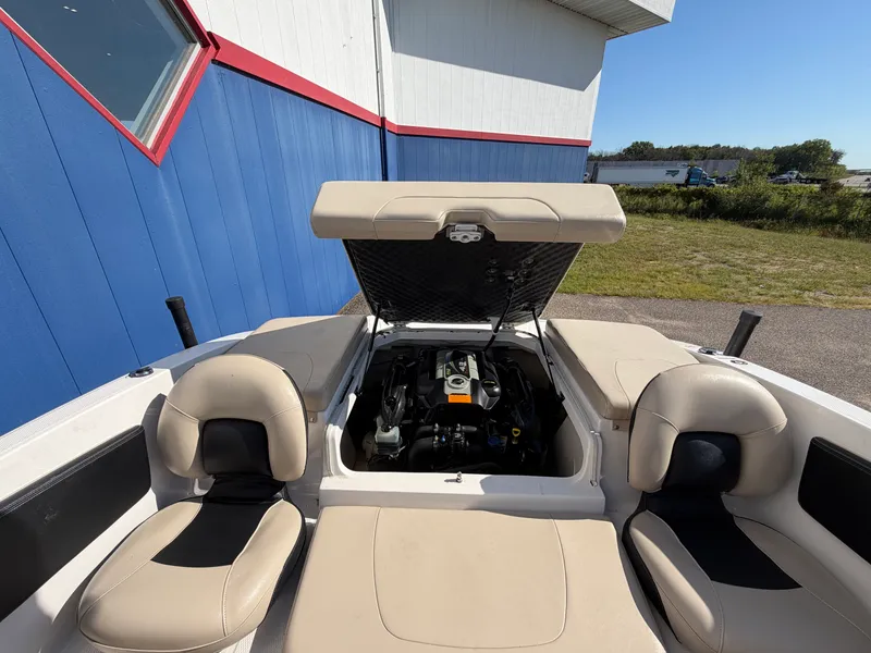 Slide: The Image of Chaparral H20 FS 2018 - 36