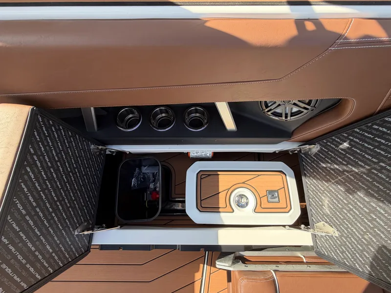 Slide: The Image of Nautique GS22SUPER AIR 2027 - 40