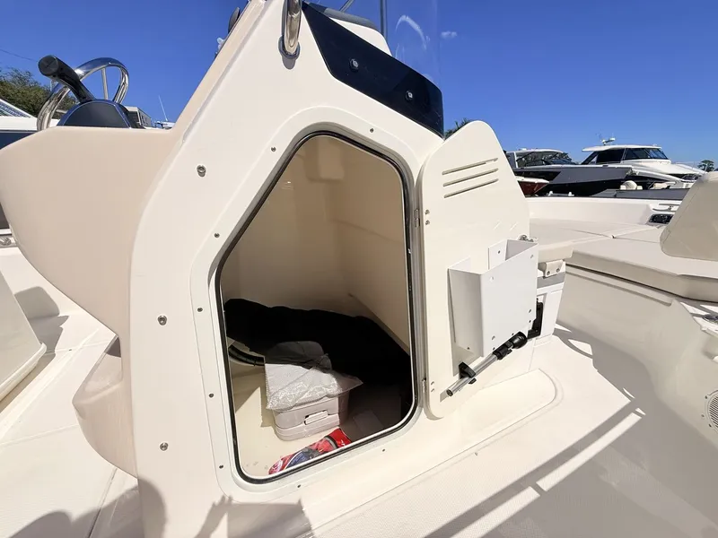 Slide: The Image of Boston Whaler 210 Montauk 2027 - 29
