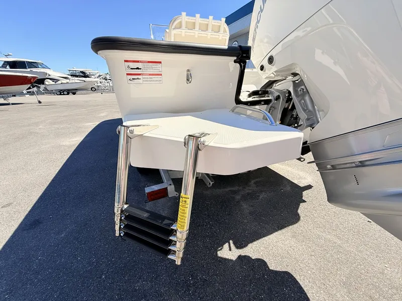 Slide: The Image of Boston Whaler 210 Montauk 2027 - 15