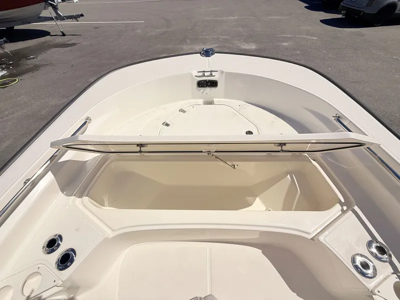 Slide: The Image of Boston Whaler 210 Montauk 2027 - 36