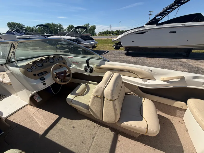 Slide: The Image of Sea Ray 180 BR 2001 - 6