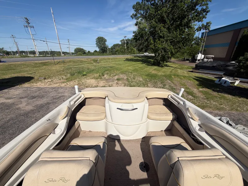 Slide: The Image of Sea Ray 180 BR 2001 - 12