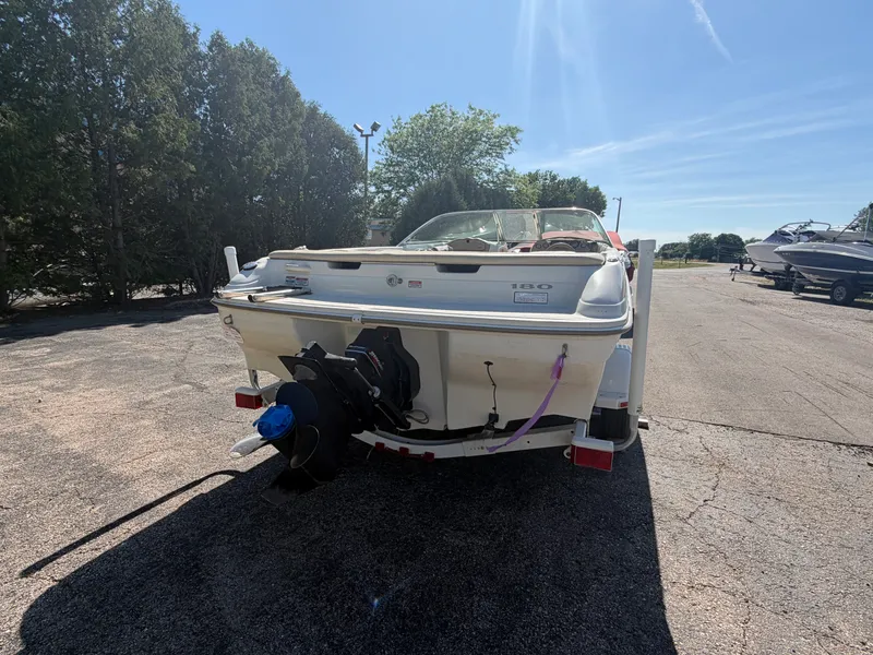 Slide: The Image of Sea Ray 180 BR 2001 - 2