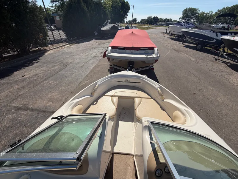 Slide: The Image of Sea Ray 180 BR 2001 - 16