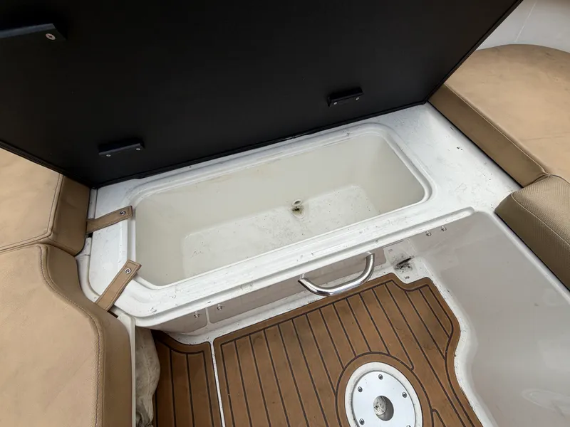 Slide: The Image of Bayliner VR6 Bowrider 2023 - 25
