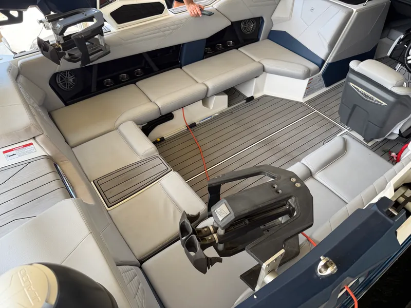 Slide: The Image of Nautique SUPER AIR S23 2022 - 8