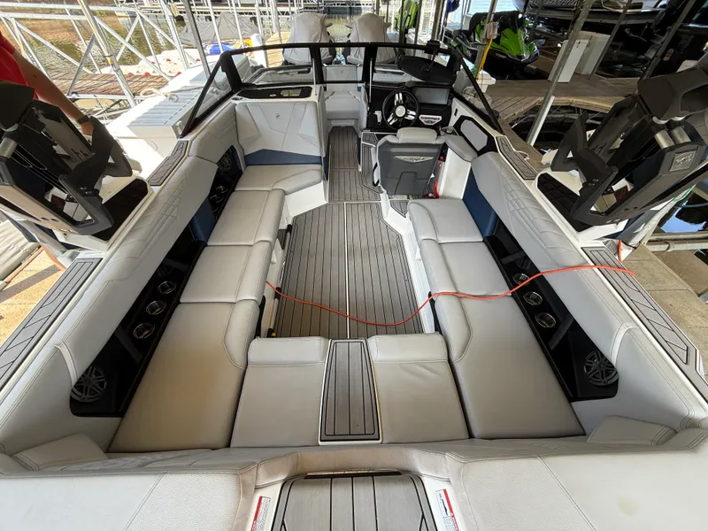 Slide: The Image of Nautique SUPER AIR S23 2022 - 16