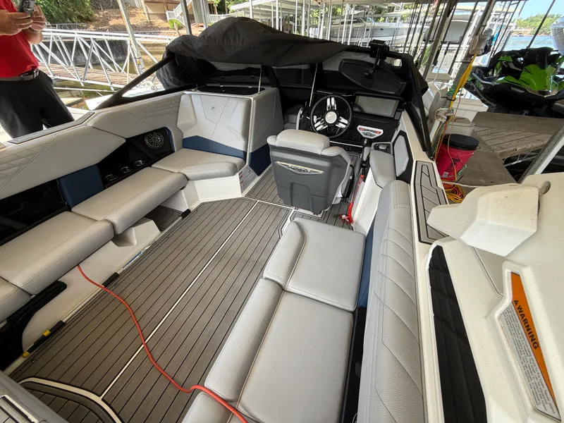 Slide: The Image of Nautique SUPER AIR S23 2022 - 10