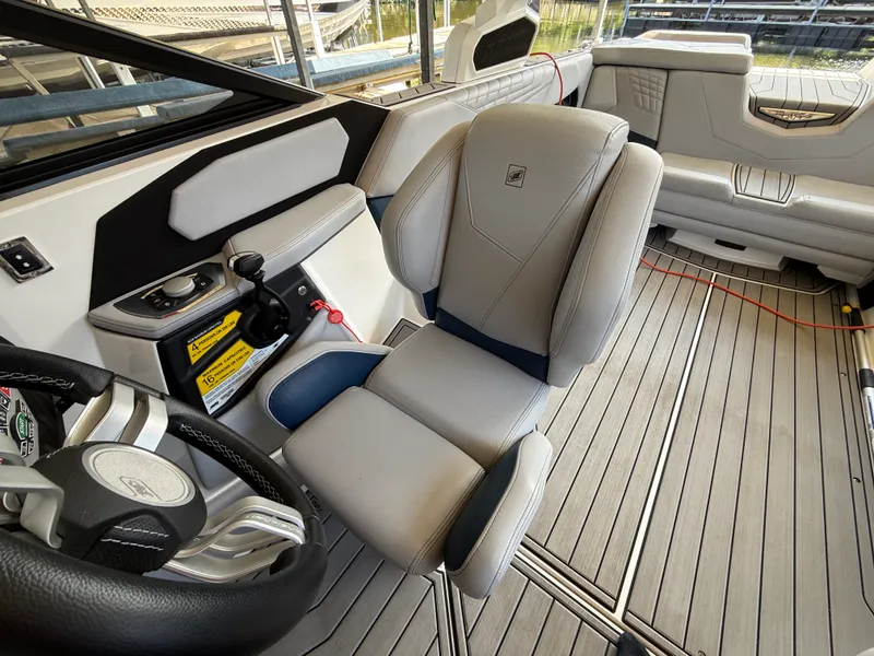Slide: The Image of Nautique SUPER AIR S23 2022 - 5