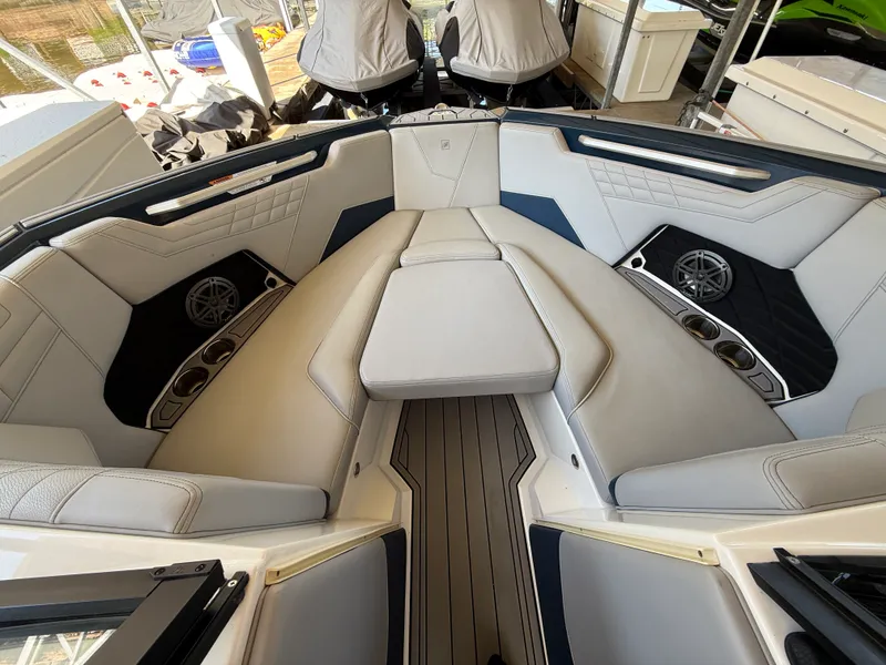 Slide: The Image of Nautique SUPER AIR S23 2022 - 26