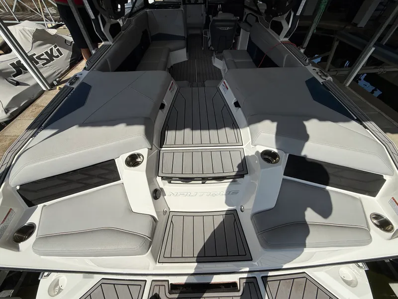 Slide: The Image of Nautique SUPER AIR S23 2022 - 14