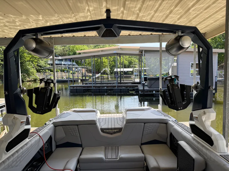 Slide: The Image of Nautique SUPER AIR S23 2022 - 35