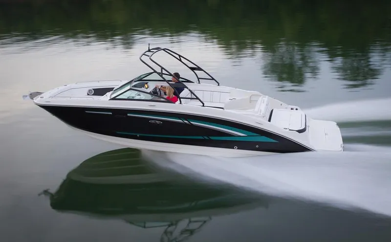 Slide: The Image of Sea Ray 270 Sundeck 2016 - 3