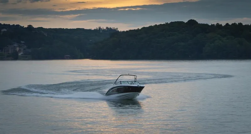 Slide: The Image of Sea Ray 270 Sundeck 2016 - 54
