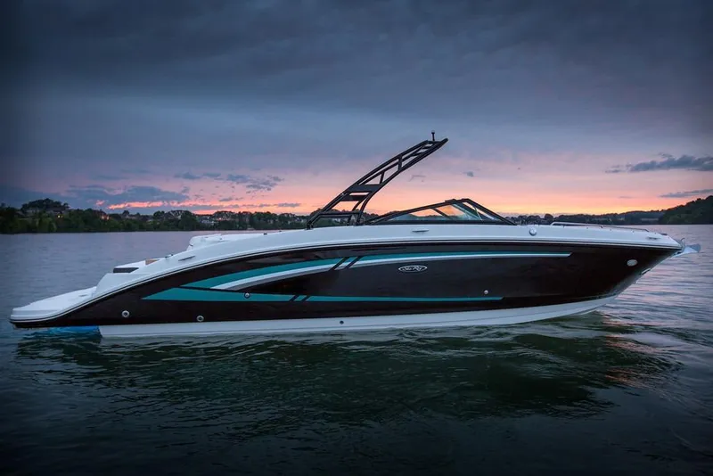 Slide: The Image of Sea Ray 270 Sundeck 2016 - 16