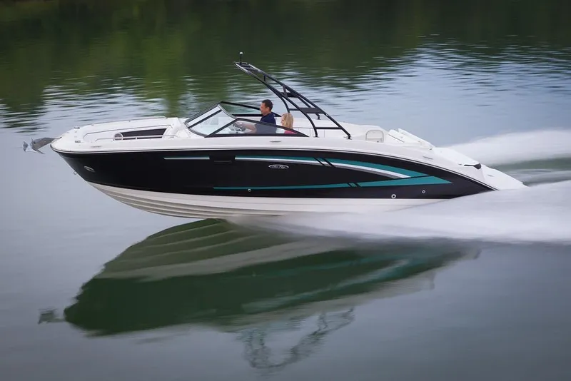 Slide: The Image of Sea Ray 270 Sundeck 2016 - 33