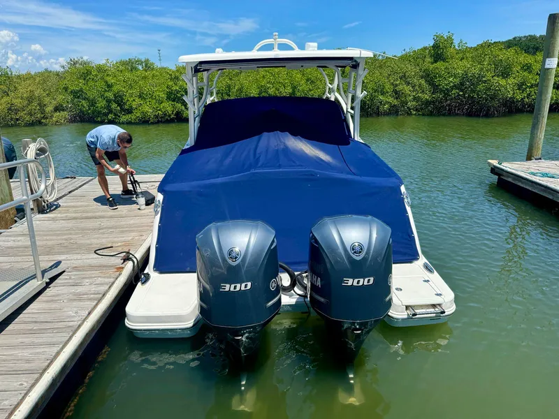 Slide: The Image of Robalo R317 Dual Console 2019 - 20