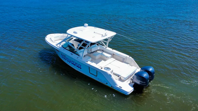 Slide: The Image of Robalo R317 Dual Console 2019 - 21