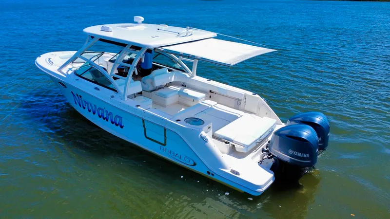 Slide: The Image of Robalo R317 Dual Console 2019 - 4