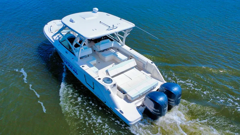 Slide: The Image of Robalo R317 Dual Console 2019 - 49