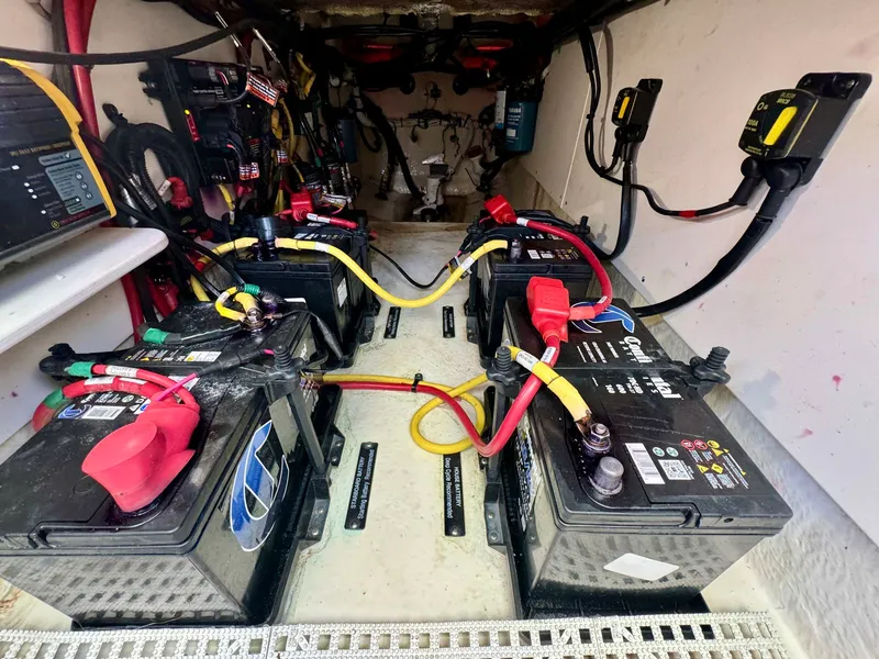 Slide: The Image of Robalo R317 Dual Console 2019 - 57