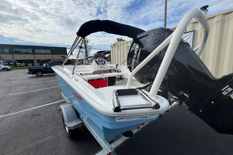 Slide: The Image of Boston Whaler 160 Super Sport 2027 - 6