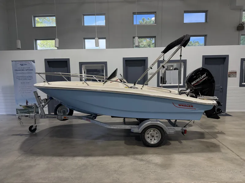 The Image of Boston Whaler 130 Super Sport 2027 - 0