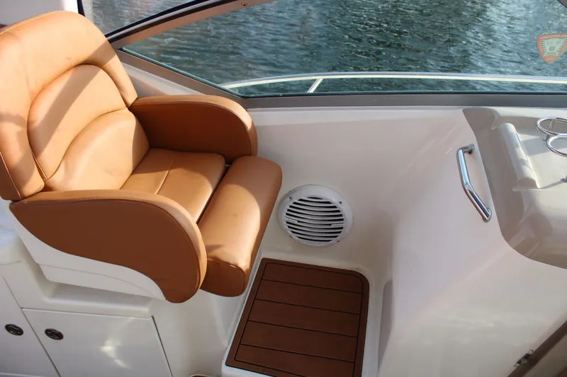 Slide: The Image of Sea Ray 340 Sundancer 2005 - 14