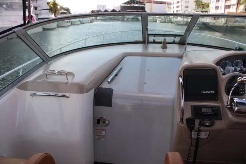 Slide: The Image of Sea Ray 340 Sundancer 2005 - 19