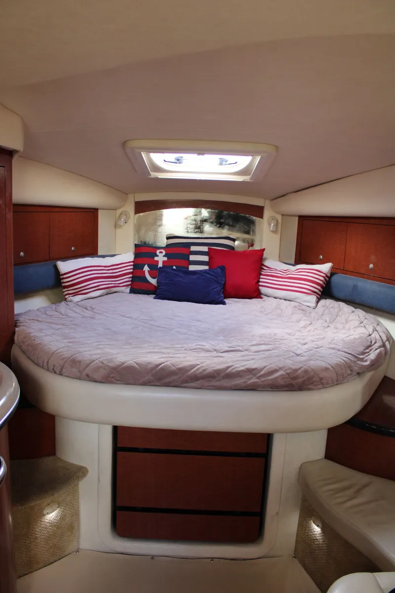 Slide: The Image of Sea Ray 340 Sundancer 2005 - 21