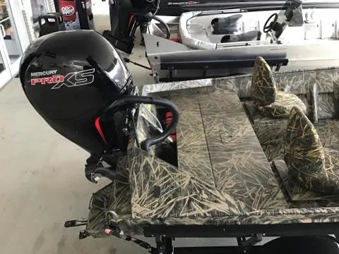 The Image of Southfork 1656 Camo Jet Boat 2026 - 0
